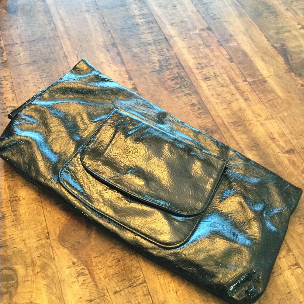 Black clutch, soft